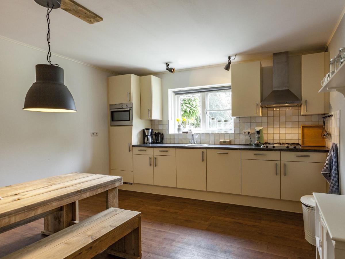 Charming Holiday Home Near Beach In Meliskerke Exteriér fotografie