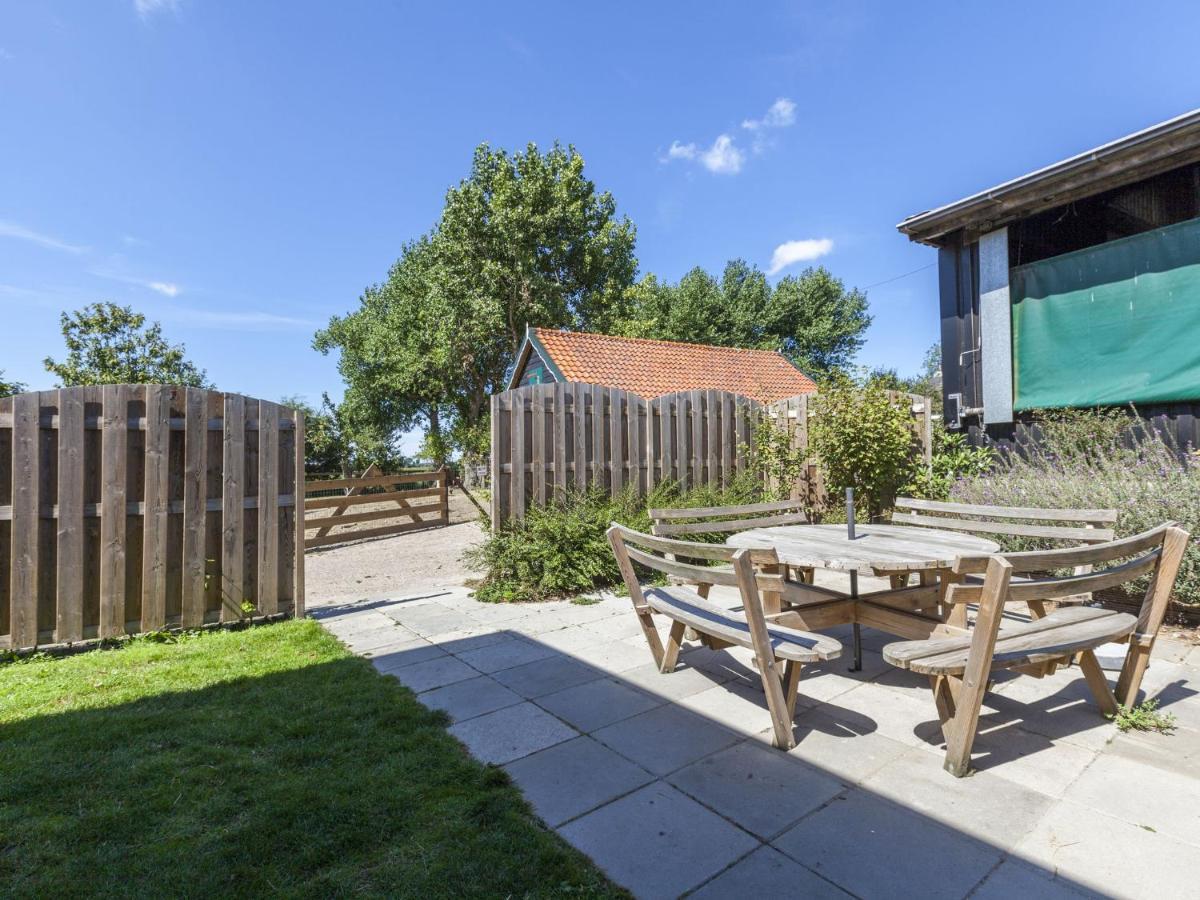 Charming Holiday Home Near Beach In Meliskerke Exteriér fotografie